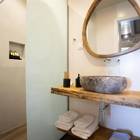 Akrolithi Διαμέρισμα