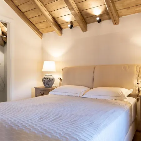 Διαμέρισμα Akrolithi