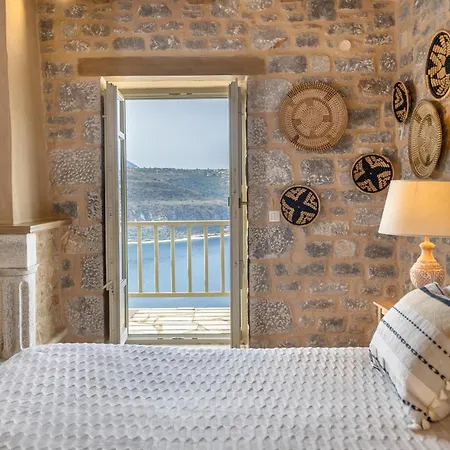 Akrolithi Διαμέρισμα Καραβοστάσι