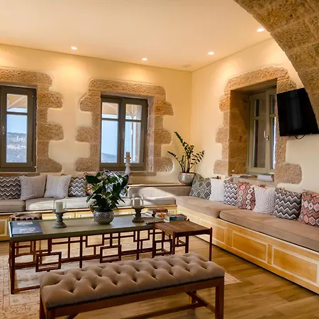 Akrolithi * Καραβοστάσι