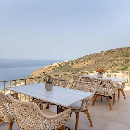 Akrolithi * Karavostásion