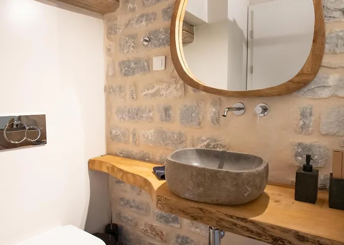 Lejlighed Akrolithi Karavostásion