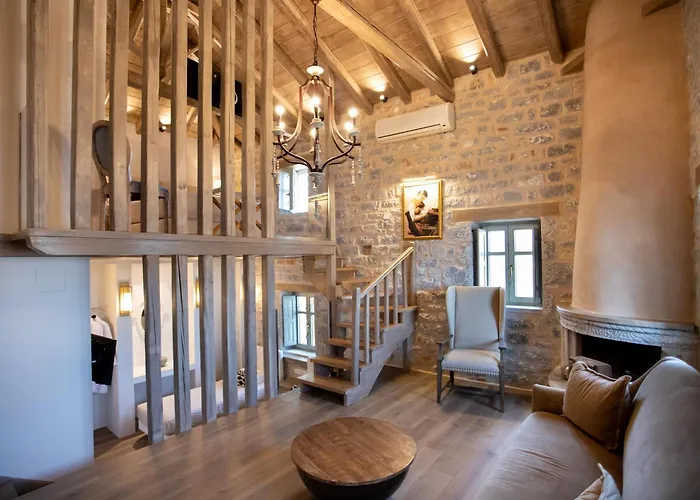 Akrolithi * Karavosztászi