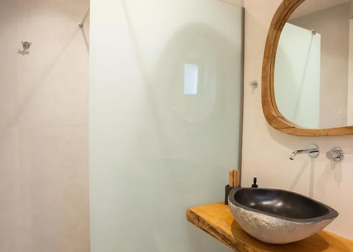 Akrolithi Lejlighed Karavostásion